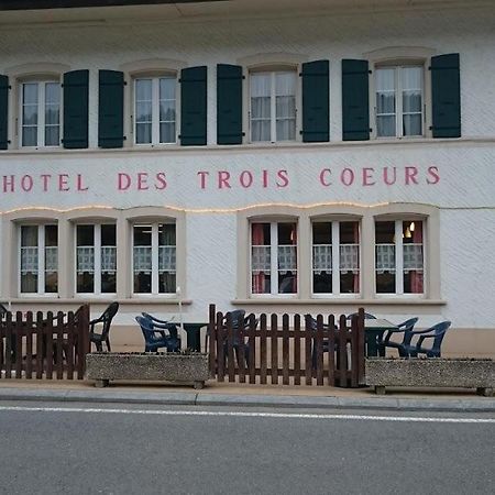 Hotel-Restaurant Des 3 Coeurs Vaulion ภายนอก รูปภาพ